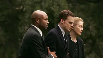 Backdrop for the TV series "Six Feet Under" #1299265