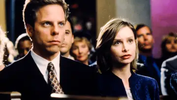 Backdrop for the TV series "Ally McBeal" #1393520
