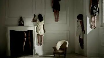 Backdrop for the TV series "American Horror Story" #1247109