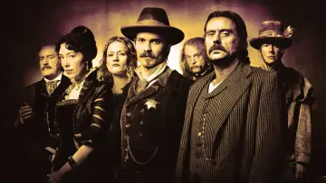 Backdrop к сериалу "Deadwood" #1323366