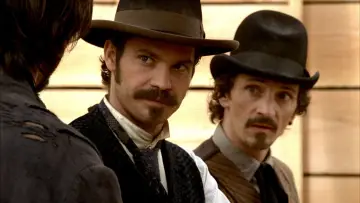 Backdrop к сериалу "Deadwood" #1323394