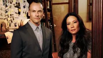 Backdrop for the TV series "Elementary" #1258615