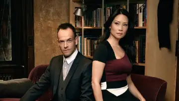 Backdrop for the TV series "Elementary" #1258631