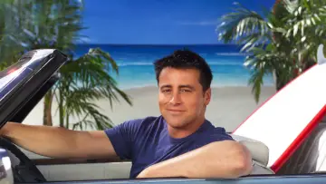 Backdrop for the TV series "Joey" #1367541