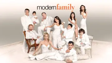 Backdrop for the TV series "Modern Family" #1318213