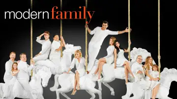 Backdrop for the TV series "Modern Family" #1318214