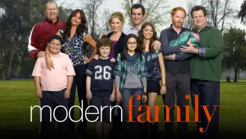 Backdrop for the TV series "Modern Family" #1318227