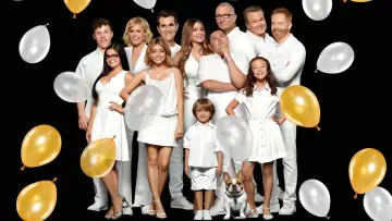 Backdrop for the TV series "Modern Family" #1318230