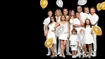 Backdrop for the TV series "Modern Family" #1318244