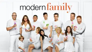 Backdrop for the TV series "Modern Family" #1318249