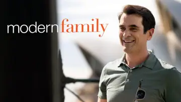 Backdrop for the TV series "Modern Family" #1318256