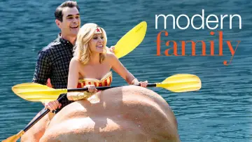 Backdrop for the TV series "Modern Family" #1318260