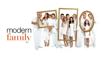 Backdrop for the TV series "Modern Family" #1318290