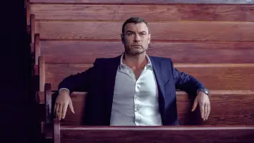 Backdrop for the TV series "Ray Donovan" #1326354