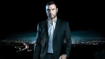 Backdrop for the TV series "Ray Donovan" #1326363