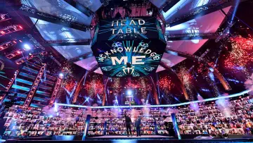 Backdrop for the TV series "WWE Friday Night SmackDown" #1220617