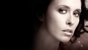 Backdrop for the TV series "Ghost Whisperer" #1277207