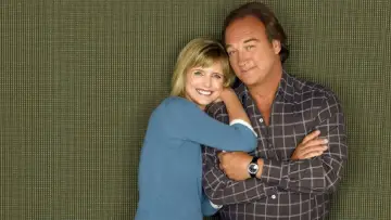 Backdrop for the TV series "According to Jim" #1309557
