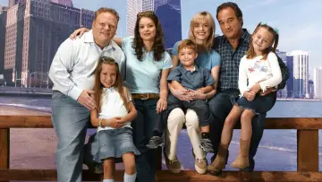 Backdrop for the TV series "According to Jim" #1309561