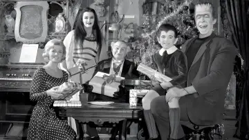 Backdrop for the TV series "The Munsters" #1358362