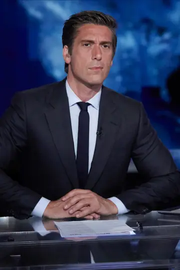 Poster for the TV series "World News Tonight with David Muir" #1510646