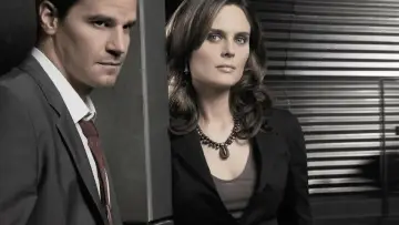 Backdrop for the TV series "Bones" #1241194