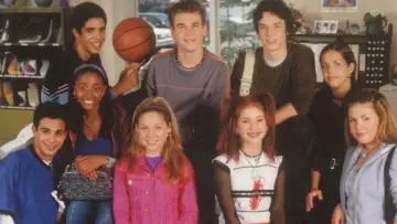 Backdrop к сериалу "Degrassi" #1294521