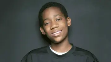 Backdrop for the TV series "Everybody Hates Chris" #1348489