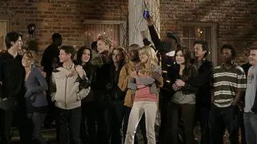 Backdrop for the TV series "One Tree Hill" #1318358