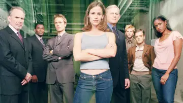 Backdrop for the TV series "Alias" #1469231