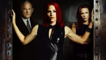 Backdrop for the TV series "Alias" #1469234