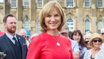 Backdrop for the TV series "Antiques Roadshow" #1359525