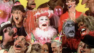 Backdrop for the TV series "Spitting Image" #1599622