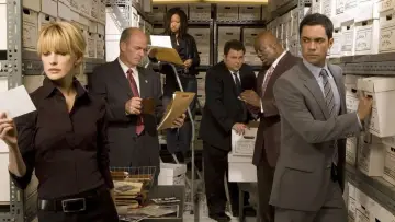 Backdrop for the TV series "Cold Case" #1275911
