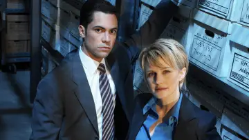 Backdrop for the TV series "Cold Case" #1275914