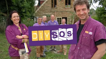 Backdrop for the TV series "DIY SOS" #1440470