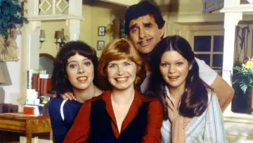 Backdrop for the TV series "One Day at a Time" #1315785