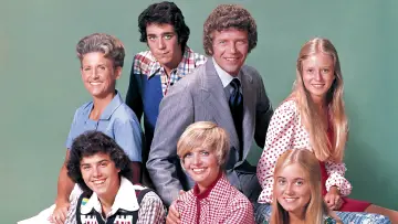 Backdrop for the TV series "The Brady Bunch" #1388288