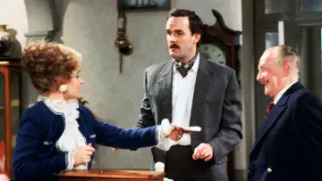 Backdrop for the TV series "Fawlty Towers" #1450915