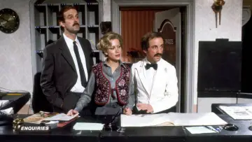 Backdrop for the TV series "Fawlty Towers" #1450918