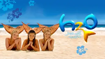 Backdrop for the TV series "H2O: Just Add Water" #1349451