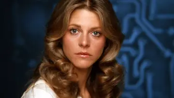 Backdrop for the TV series "The Bionic Woman" #1361050