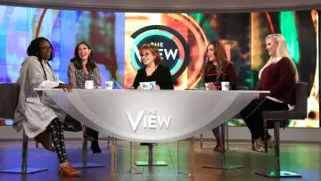 Backdrop к сериалу "The View" #1283998