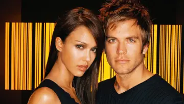 Backdrop for the TV series "Dark Angel" #1363463
