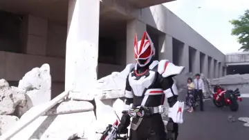 Backdrop for the TV series "Kamen Rider" #1534494