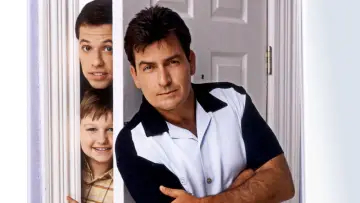 Backdrop к сериалу "Two and a Half Men" #1249478