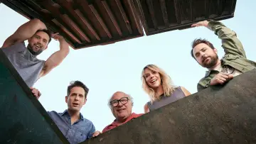 Backdrop к сериалу "It