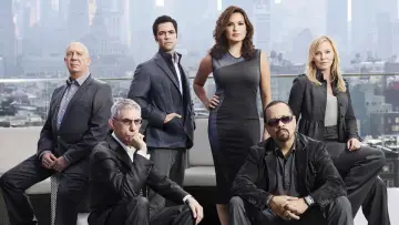 Backdrop к сериалу "Law & Order: Special Victims Unit" #1231689