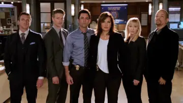 Backdrop к сериалу "Law & Order: Special Victims Unit" #1231700
