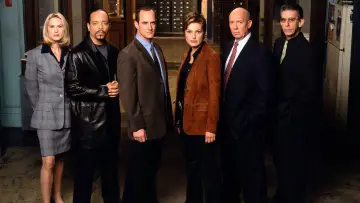 Backdrop к сериалу "Law & Order: Special Victims Unit" #1231736